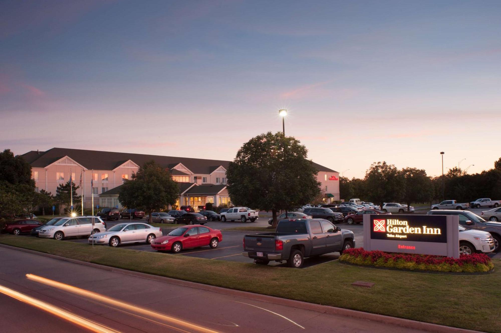 Hilton Garden Inn Tulsa Airport Luaran gambar