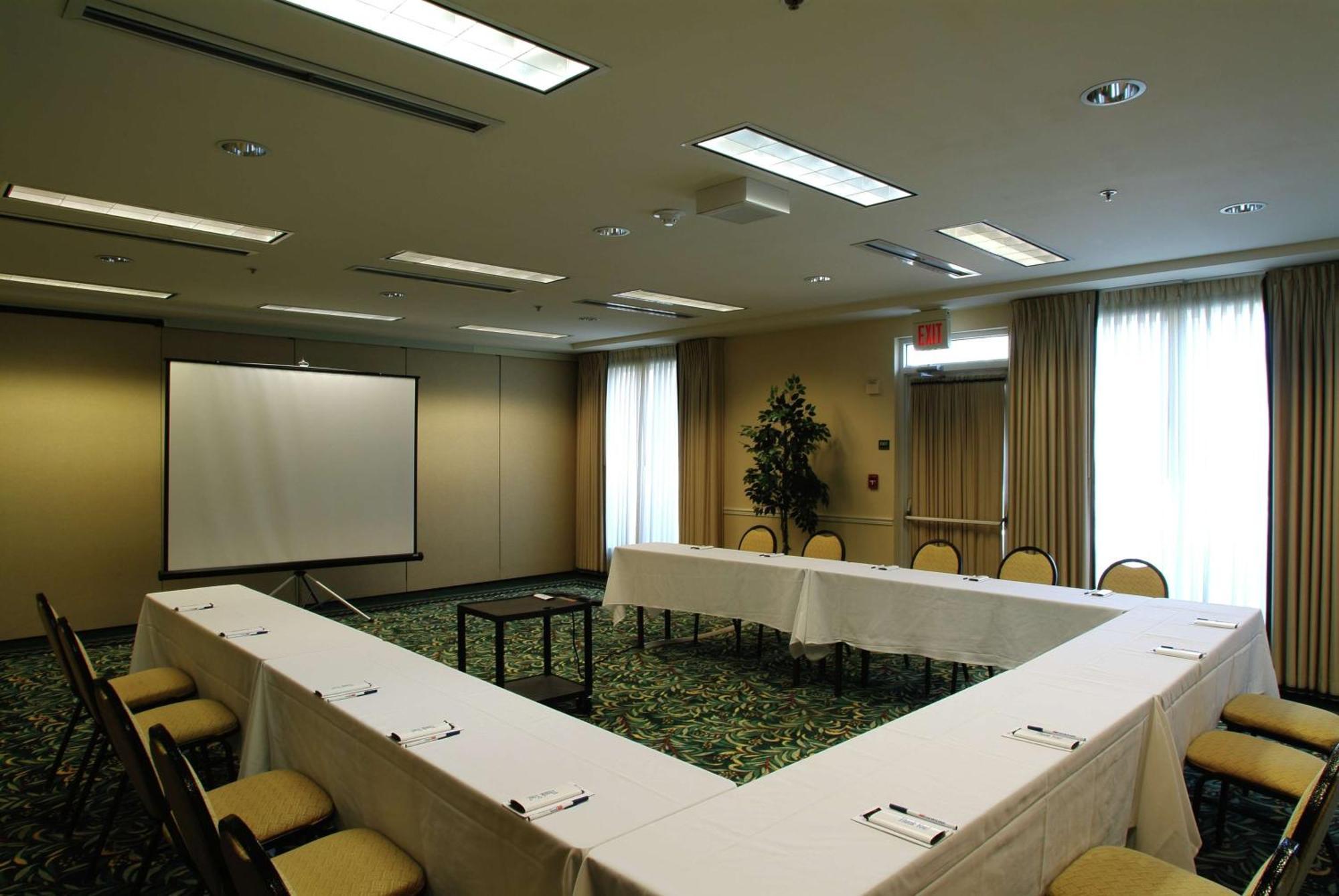 Hilton Garden Inn Tulsa Airport Luaran gambar